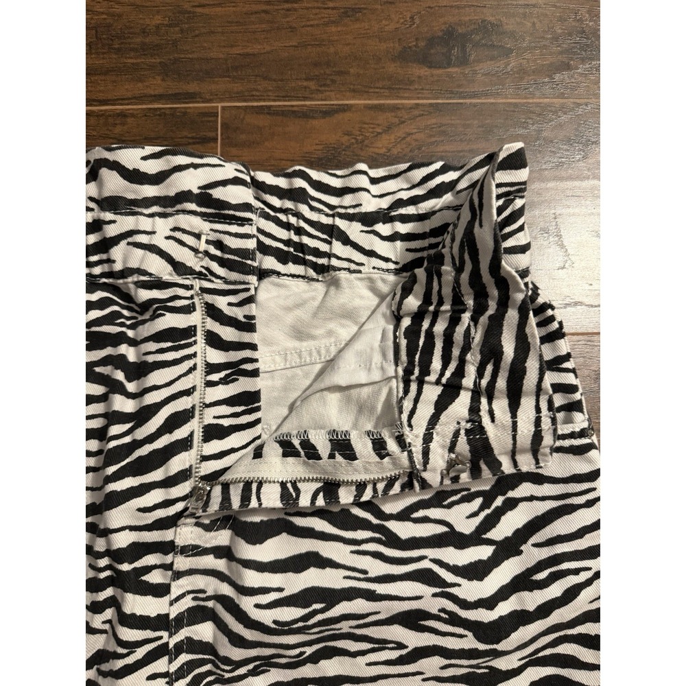 Zara TRF Zebra Print Mini Skirt Size L High Waist Denim Animal Print Jean Skirt - Picture 4 of 11